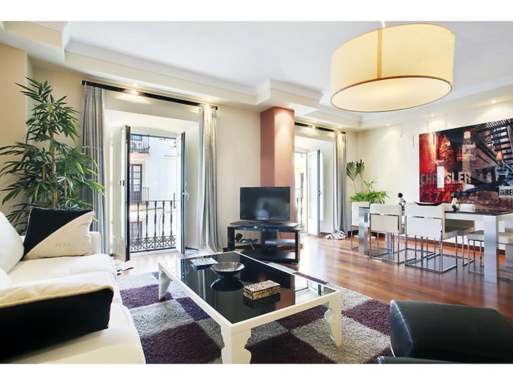 Apartamentos La Bola Suite ロンダ 部屋 写真